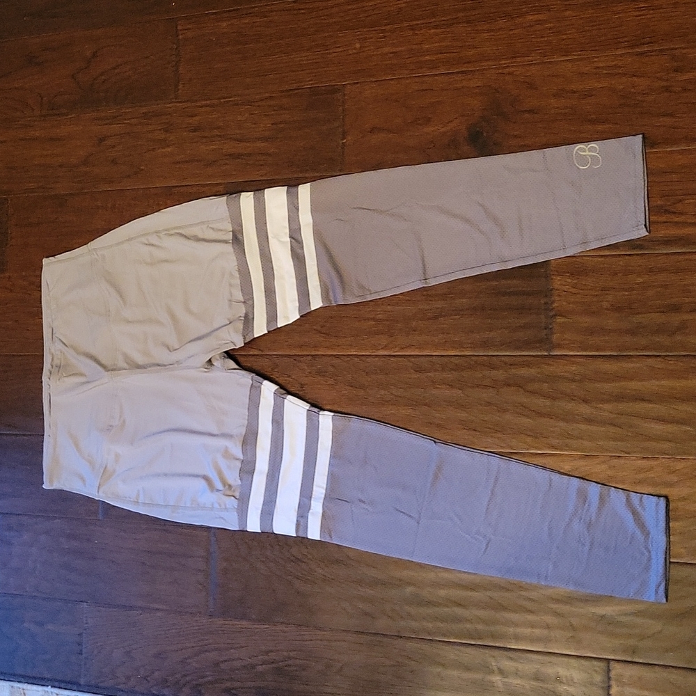 NWT Bombshell Leggings